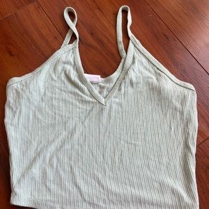 v neck tanks